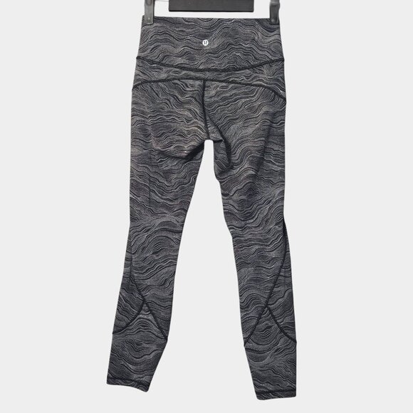 Lululemon x Soul Cycle In Movement Tight 25" Leggings Black Skull 6 Yoga Workout - Picture 3 of 8